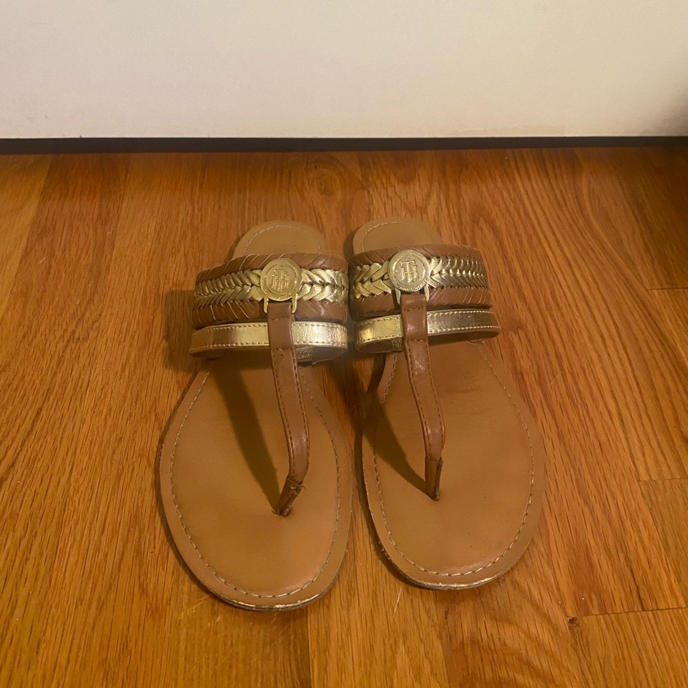 Tommy Hilfiger Tan Gladiator Sandals - Women’s Size 8.5
